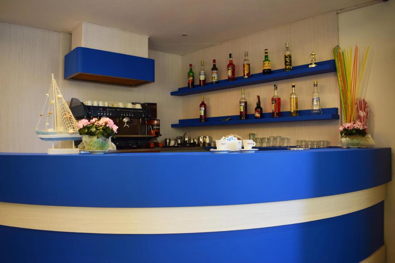 Hotel Arno 2*